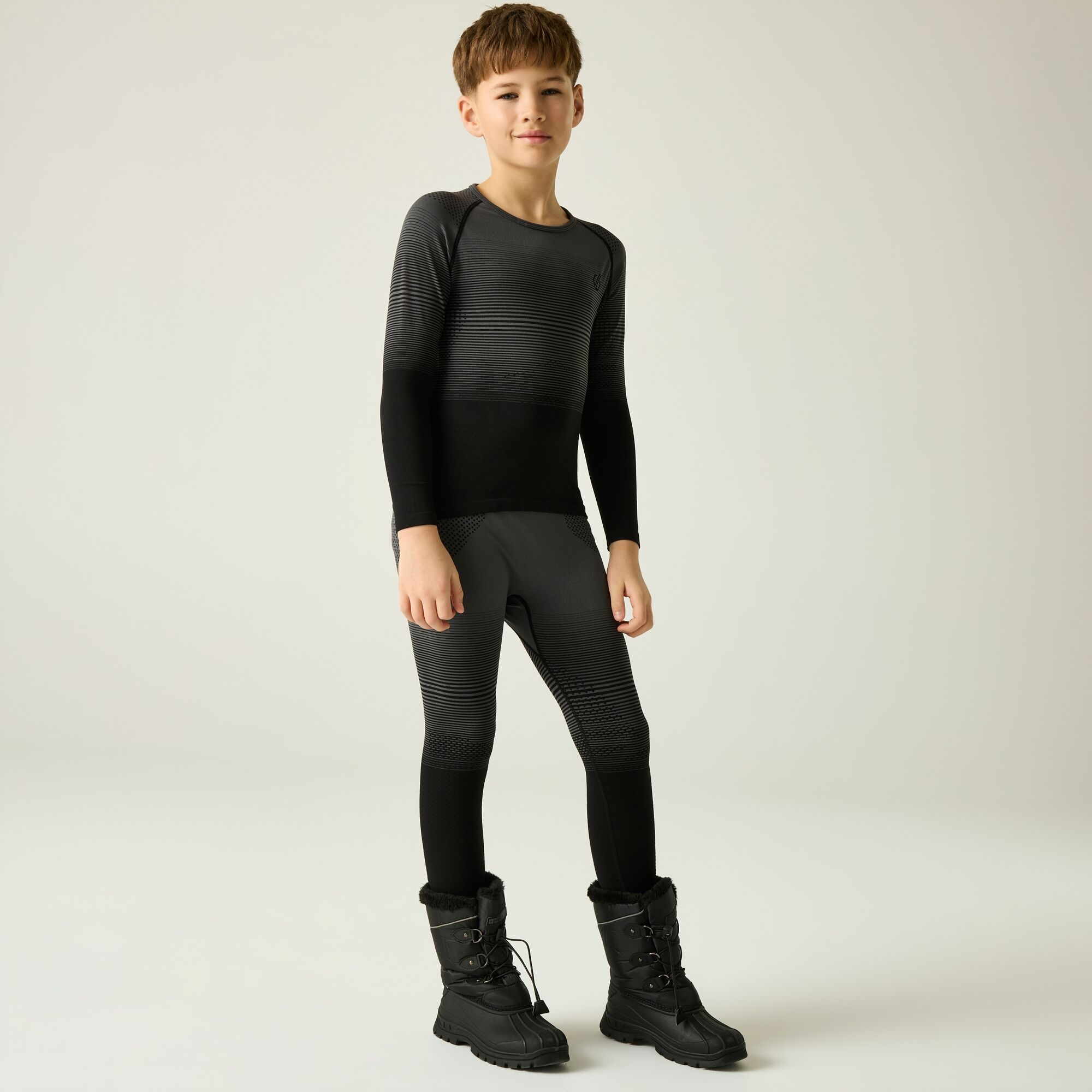 Dare 2B Unisex Kids Black Kids’ In The Zone Iii Baselayer Set Size: L - Image 1