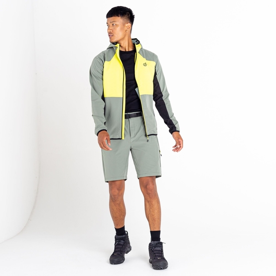 Tuned In Pro Homme Short léger Vert