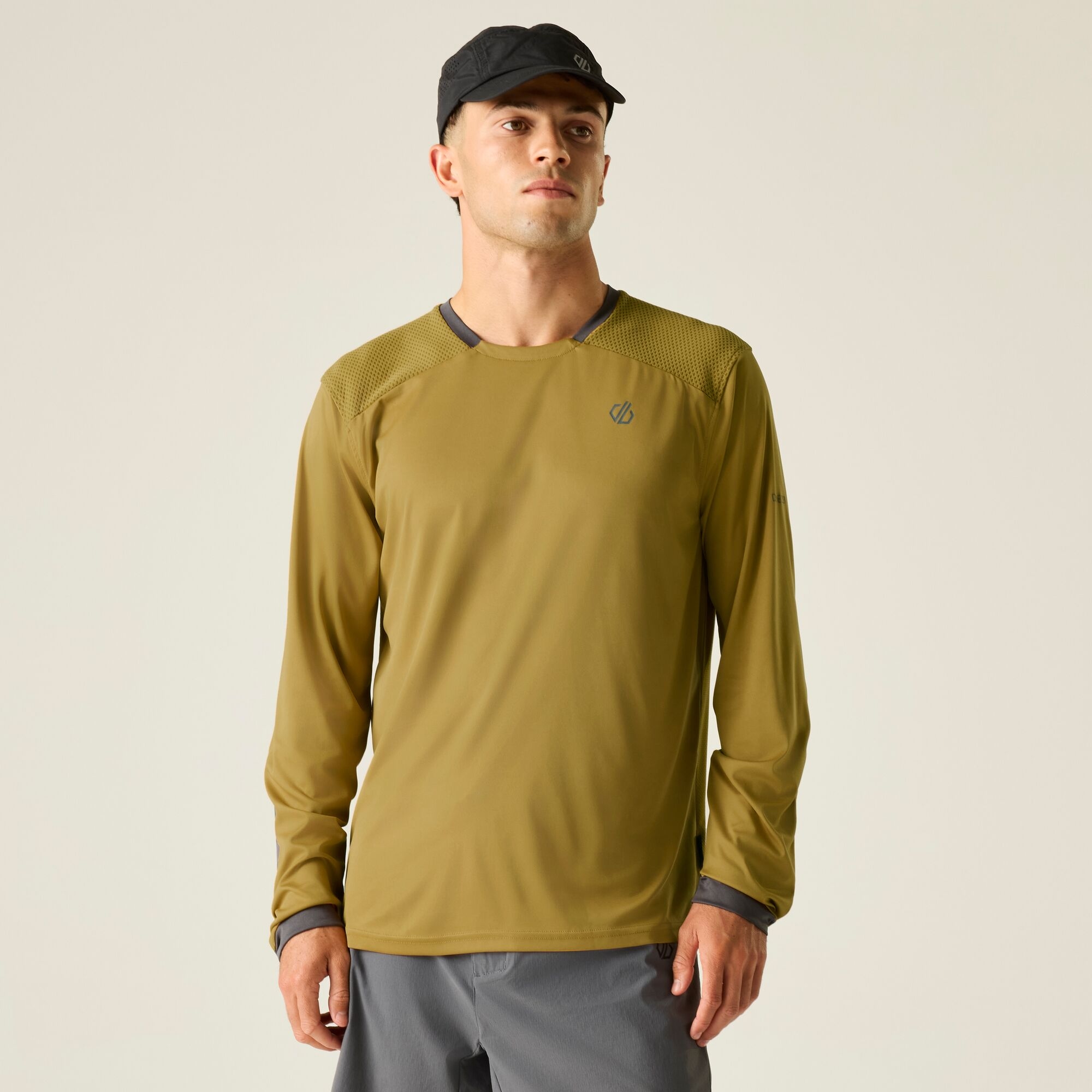 Dare 2B Men's Brown Trackstand Ace Long Sleeved T-Shirt Size: S