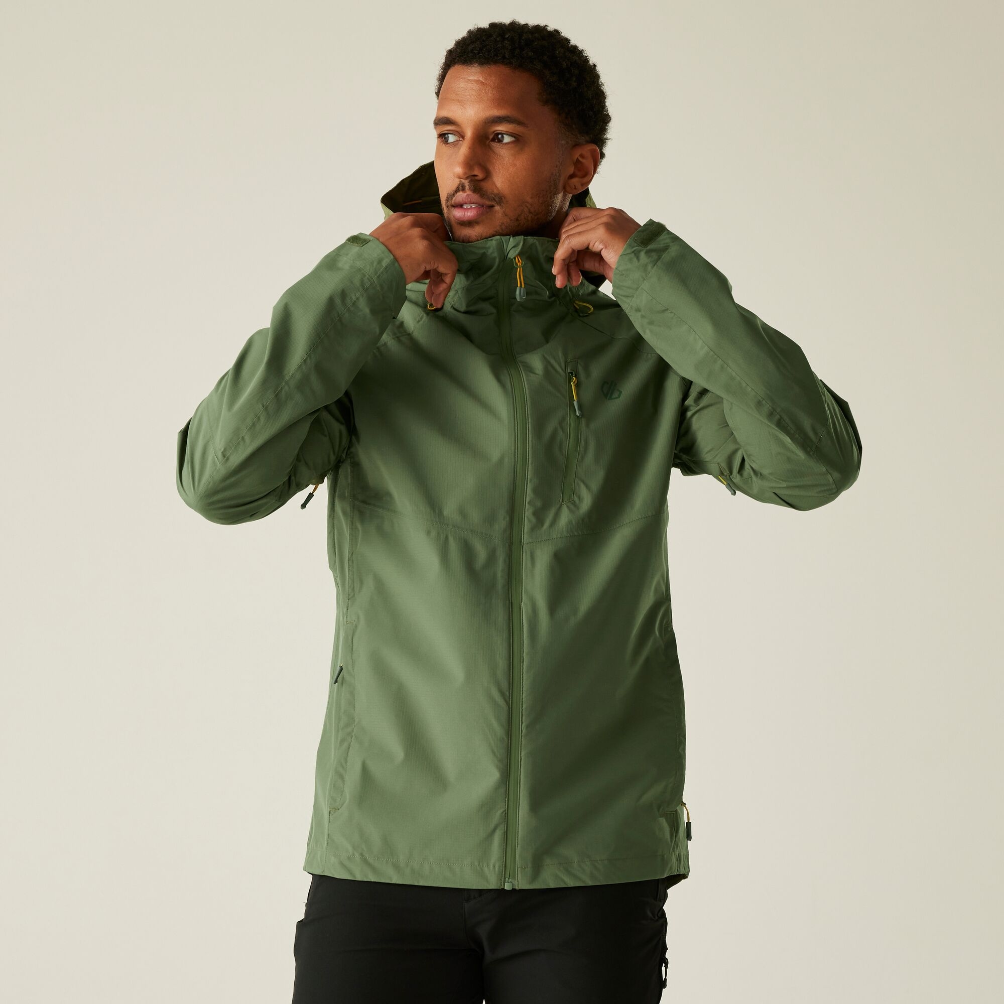Dare 2b Men's Lightweight Breathe Out 2.5L Waterproof Jacket Olivine Green, Size: XXL