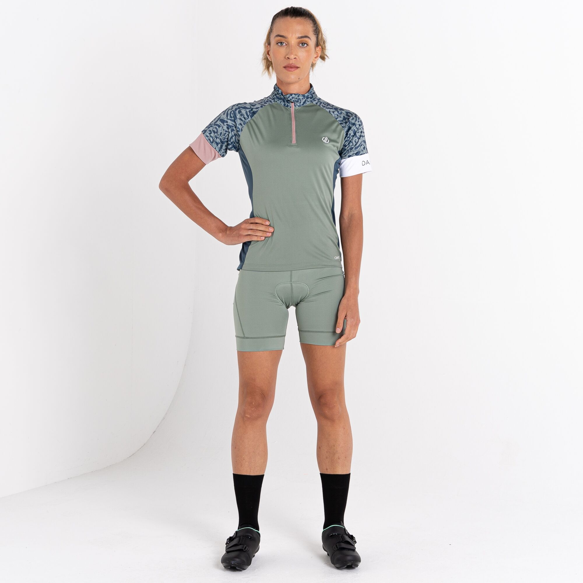 Photos - Cycling Clothing DARE 2B Women's Quick-Drying Habit Cycling Short Lilypad Green, Size: 10 D 
