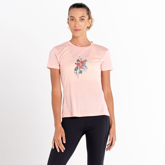 Le t-shirt Sense of Calm pour femmes. Fabriqué en jersey simple Orange