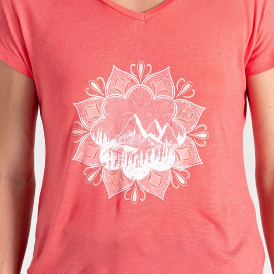 Women's Serene T-Shirt Peach Bloom 