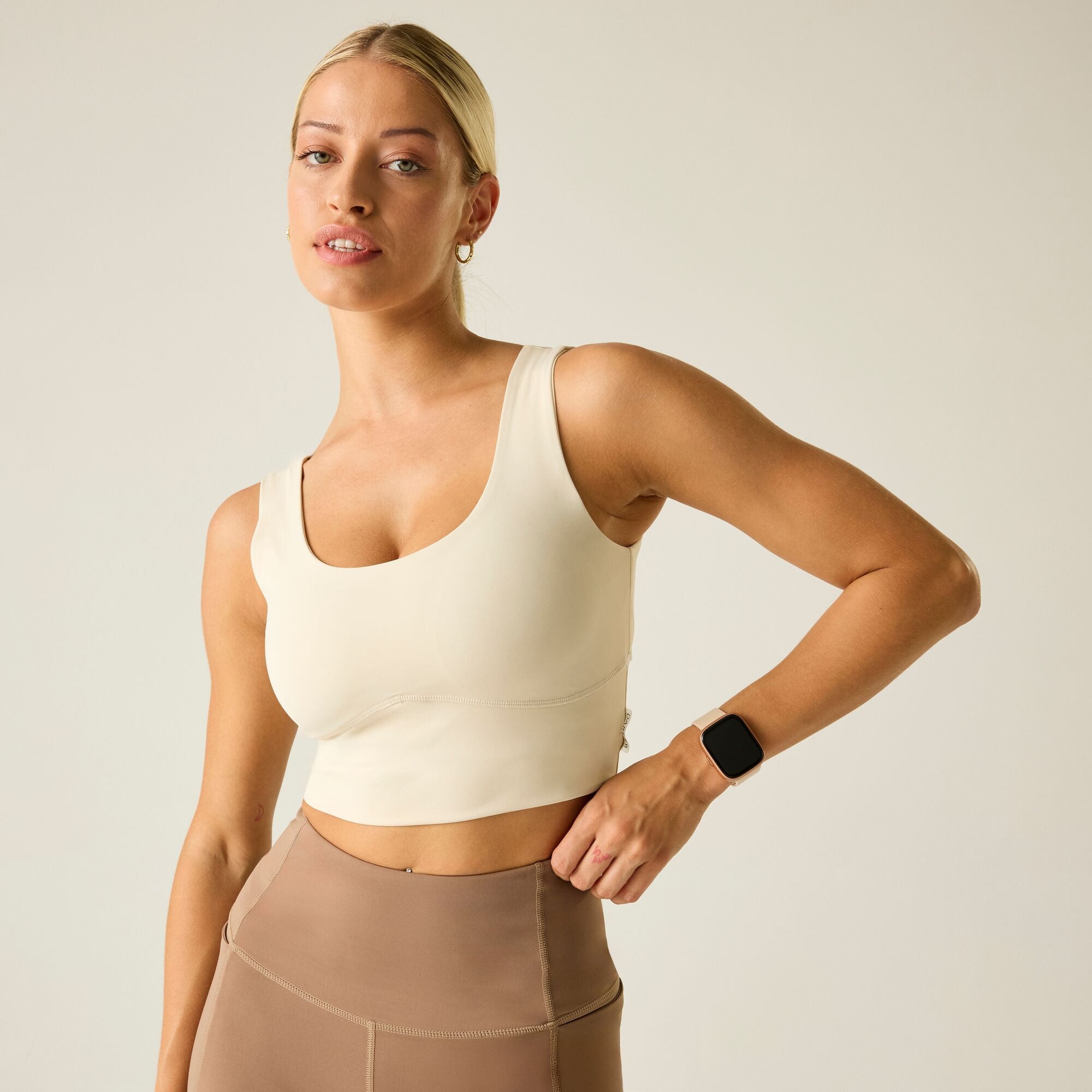 Dare 2B Women's White Refresh Cropped Tank Top Size: L