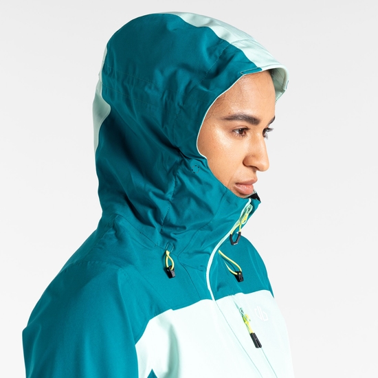 Women's Torrek Mountain Waterproof Jacket  Kayaking Mint Green