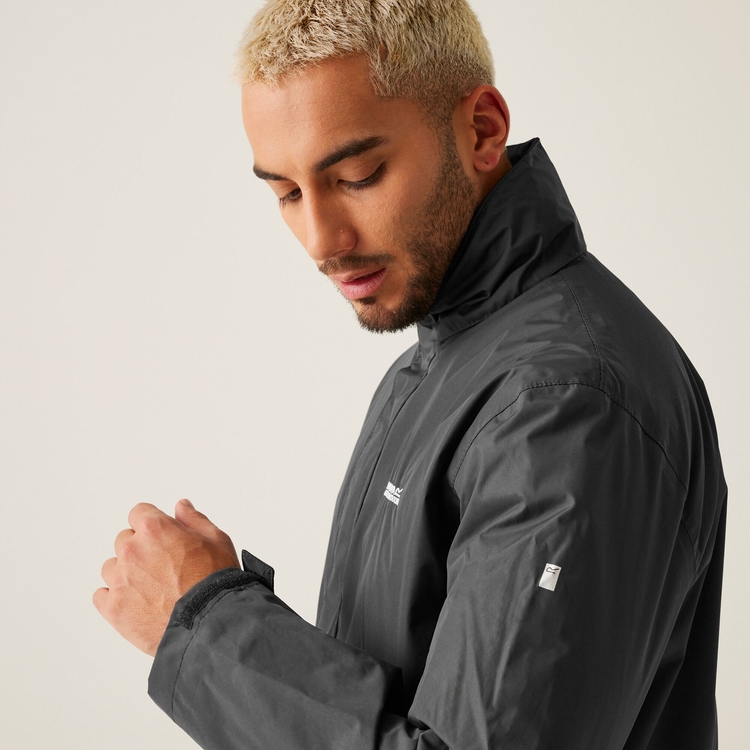 Regatta black matt waterproof jacket discount